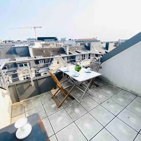 Duplex In City Center W Two Private Terraces Apartment